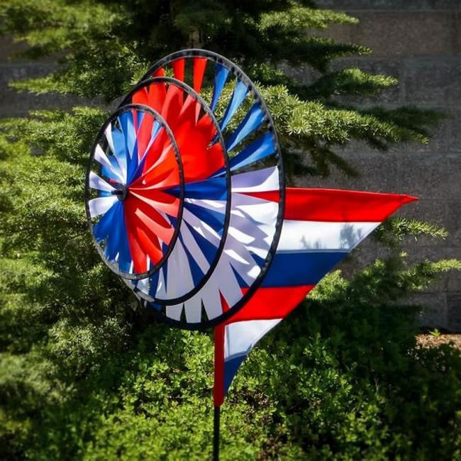17" Patriot Wind Sail Triple Wheel Spinner